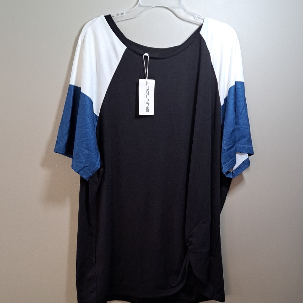 Black and Blue Boxy Short Sleeve Tee